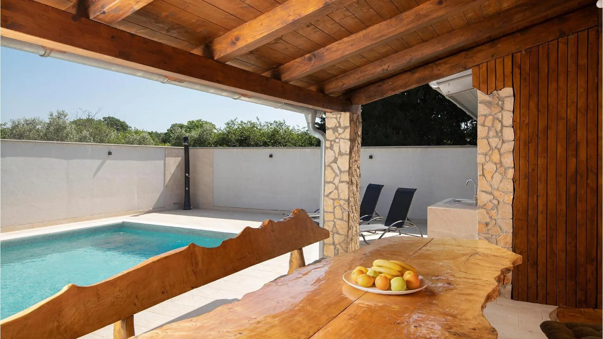 Nice Home In Medulin With Kitchenette Holiday home