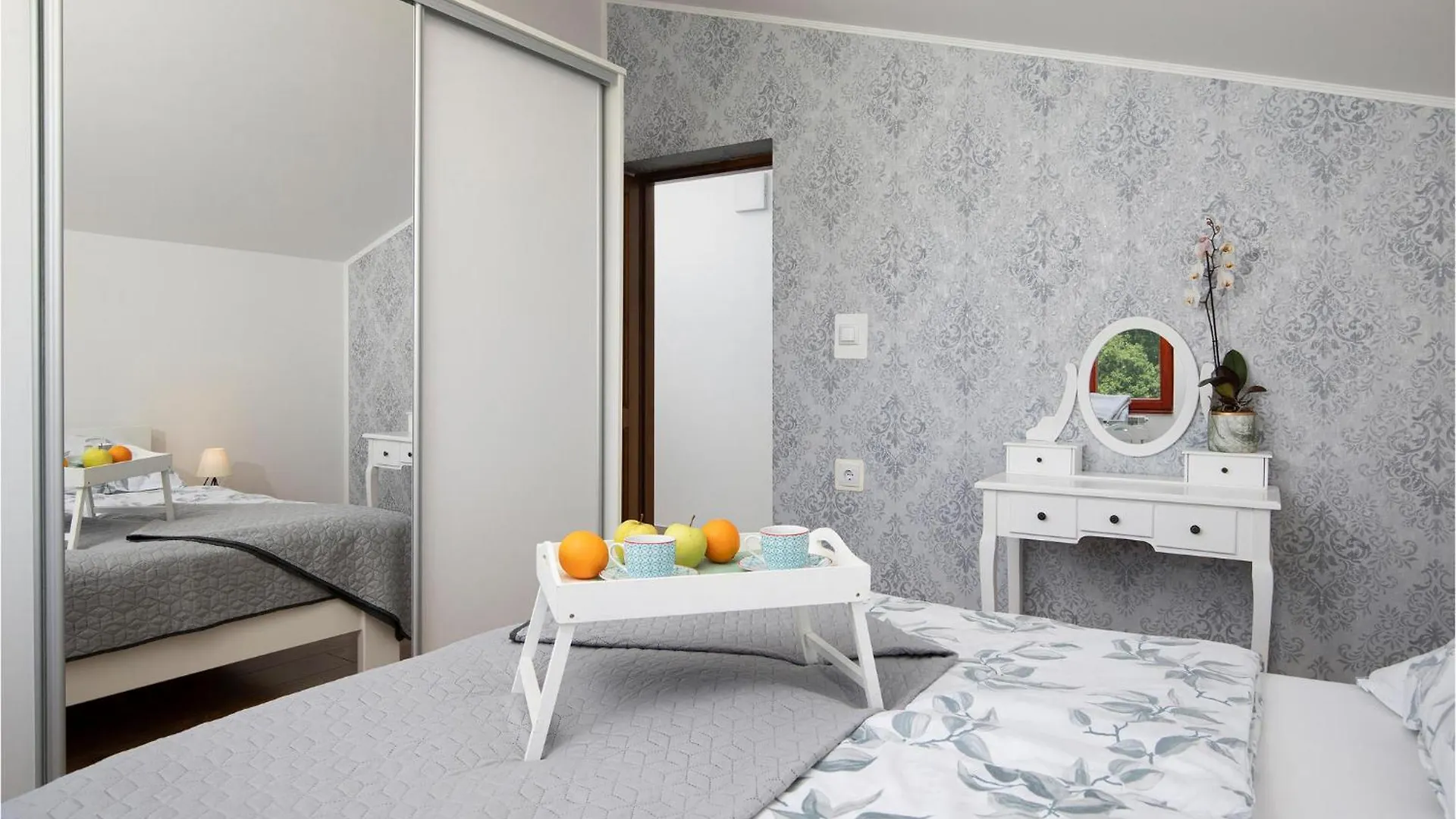 Nice Home In Medulin With Kitchenette 0*,
